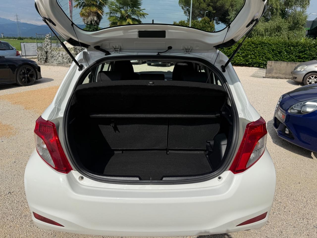 Toyota Yaris 1.3 5 porte Lounge