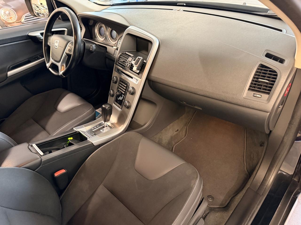 Volvo XC 60 XC60 D3 Geartronic Momentum