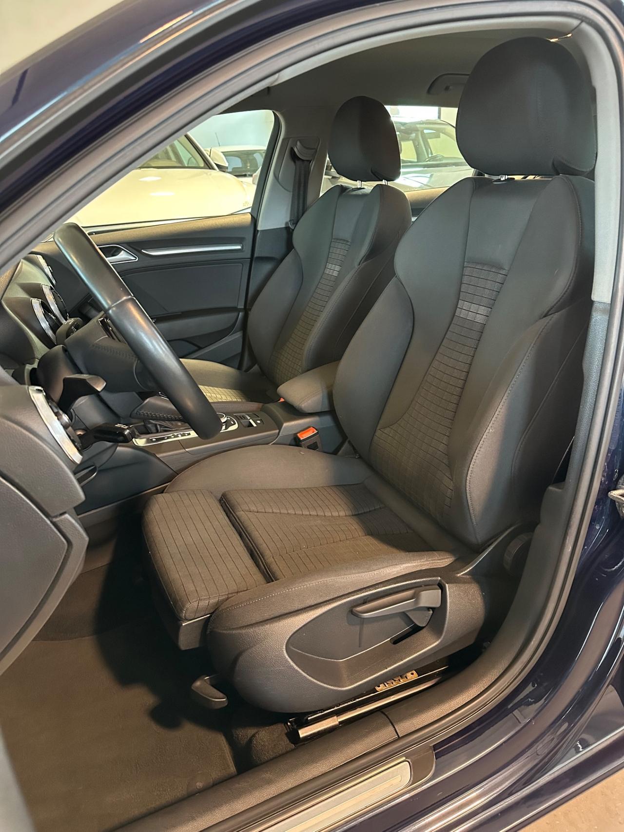 Audi A3 1.6 TDI 116 CV S tronic Sport