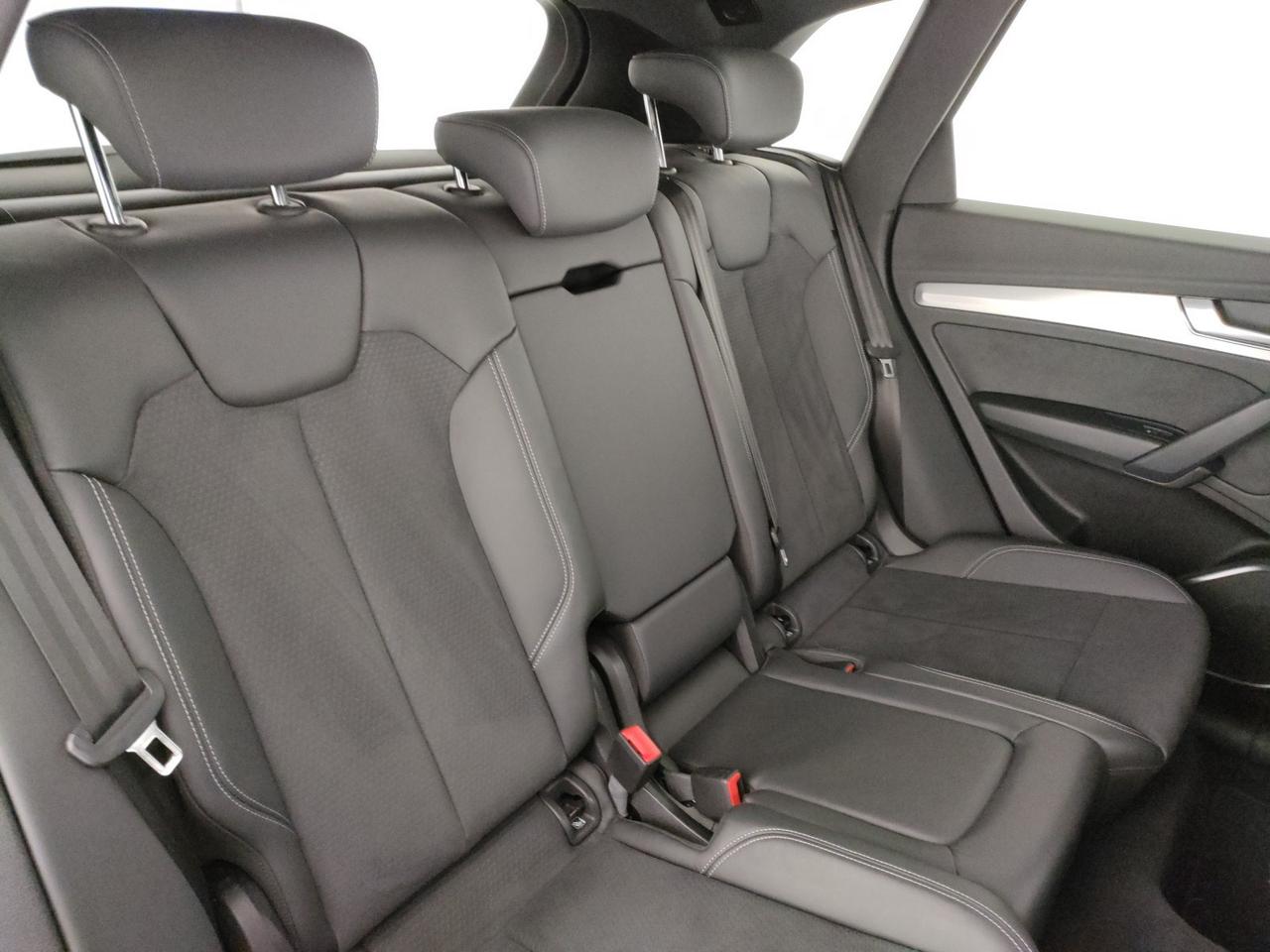 Audi Q5 40 2.0 tdi mhev 12v s line quattro s-tronic