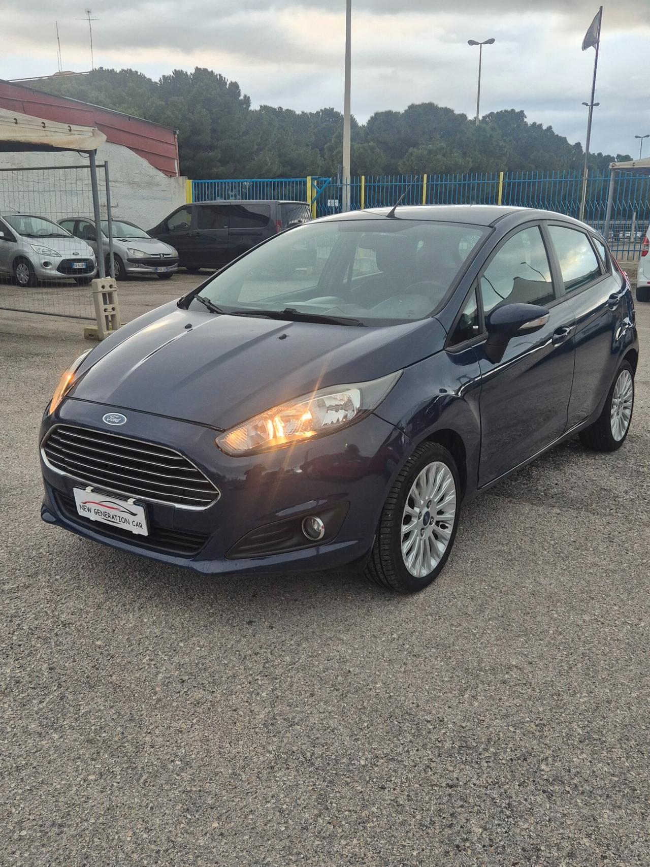Ford Fiesta 1.4 5 porte Bz.- GPL Business
