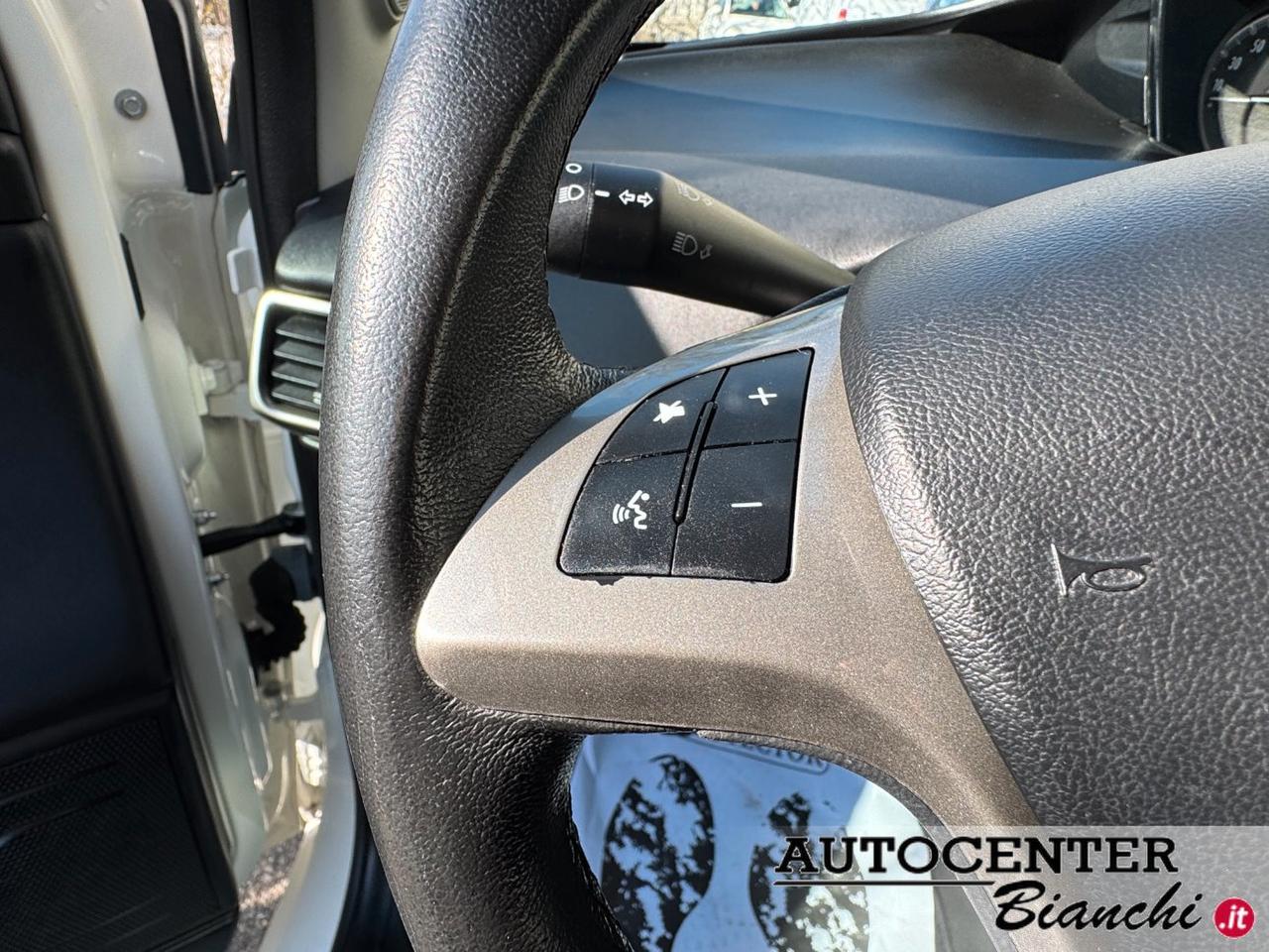Lancia Ypsilon 5 Porte 1.0 firefly hybrid Gold s&s 70cv