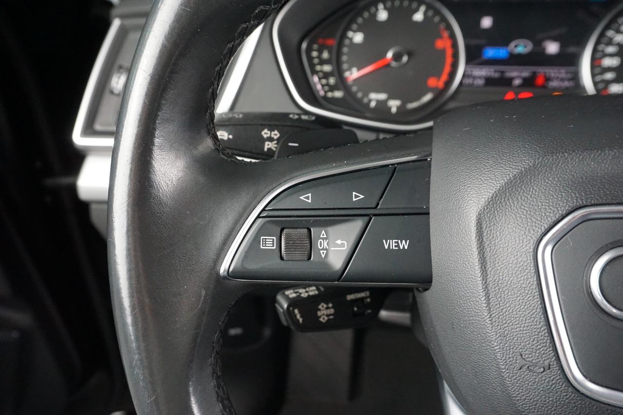 Audi Q5 30 TDI S tronic Business