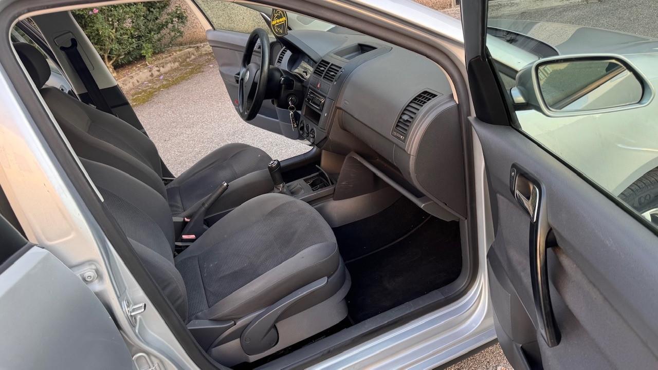 Volkswagen Polo 1.4/80CV 16V 5p. Comfortline