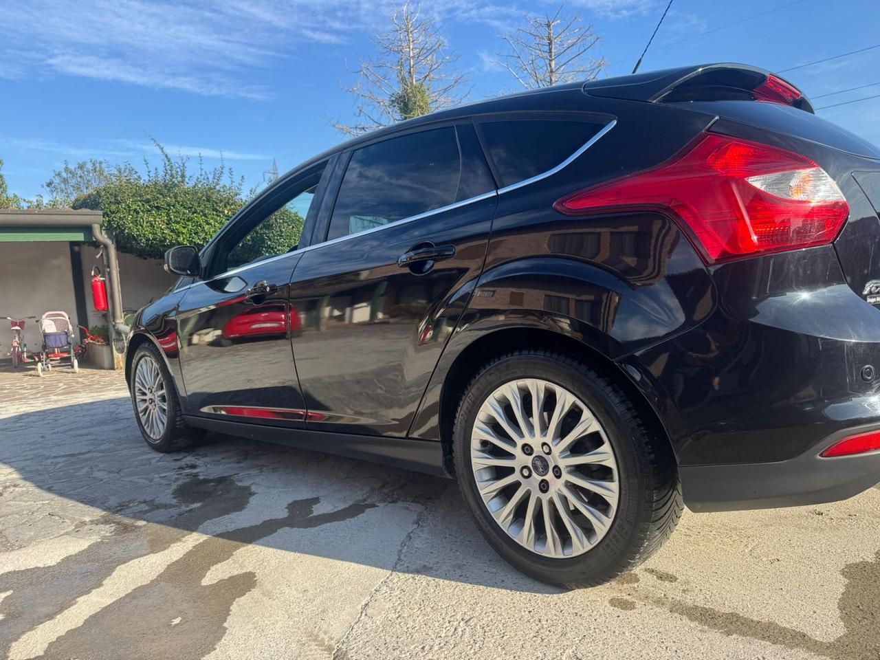 Ford Focus 1.6 105 CV neopatentati