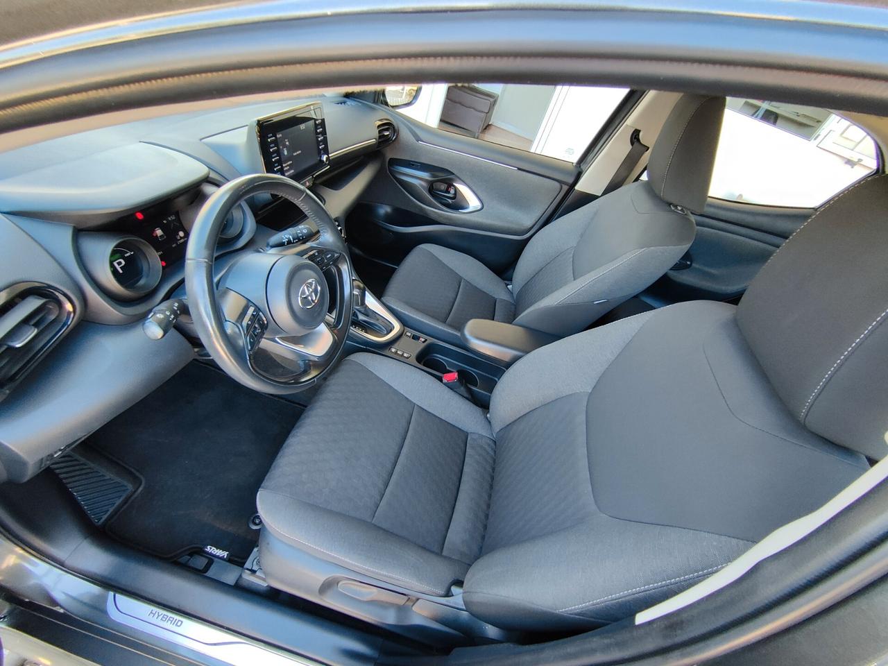 Toyota Yaris 1.5 Hybrid 5 porte Lounge
