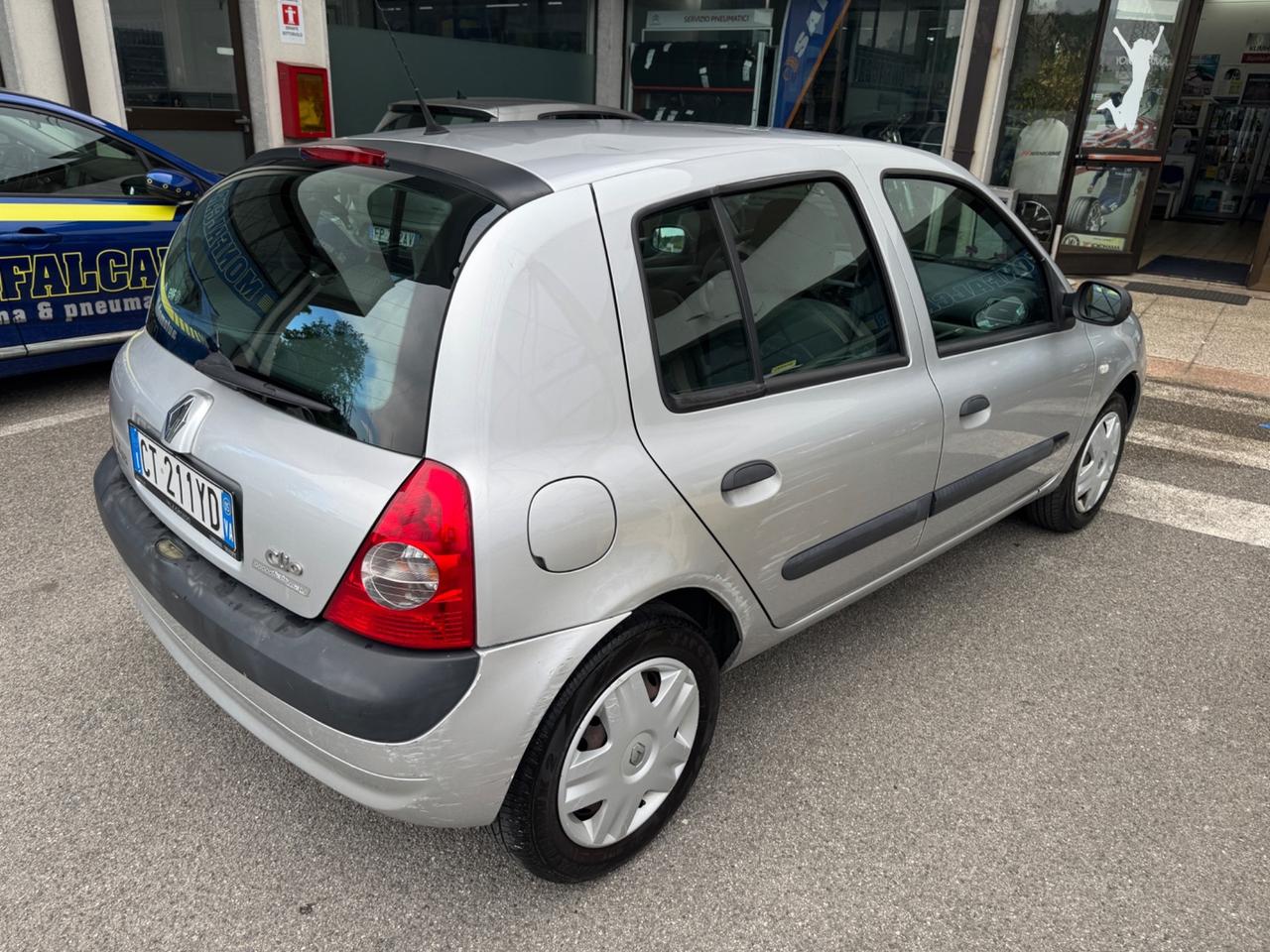 Renault Clio 1.2 cat 5 porte Fairway 84.000KM
