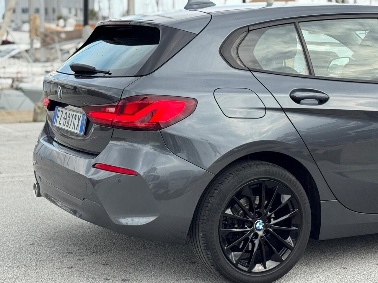 BMW 116D 116CV AUTOM. NEOPATENTATI PERMUTABILE