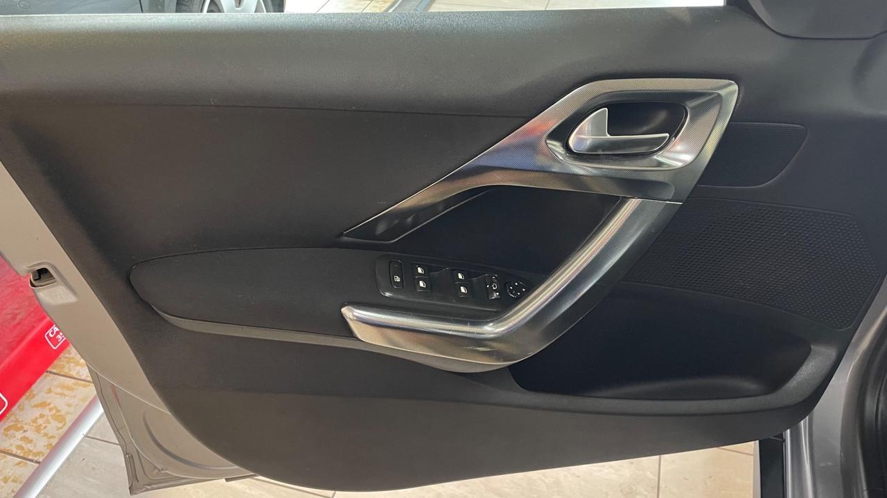 Peugeot 2008 BlueHDi 100 Allure