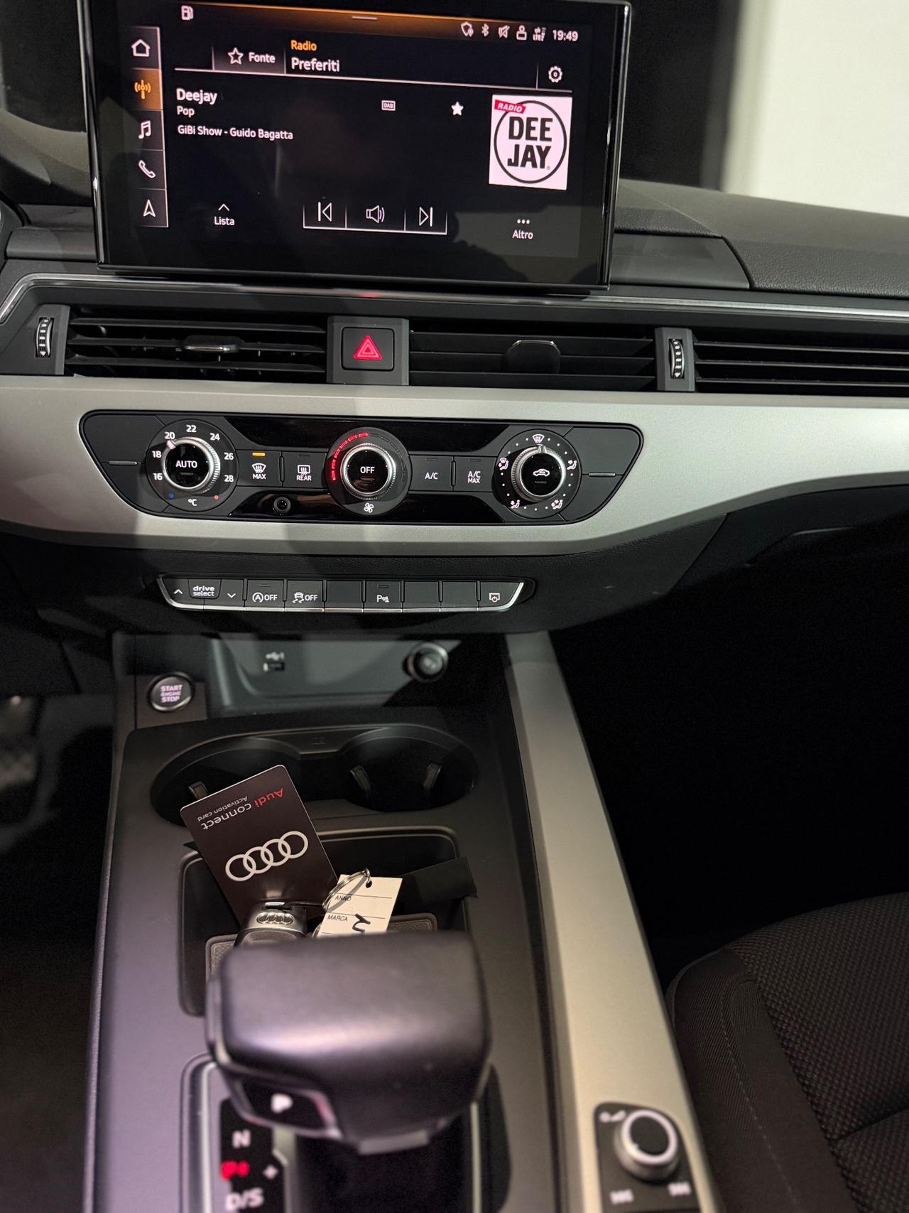 Audi A4 30 TDI/136 CV S tronic line edition