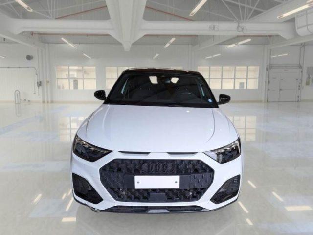 AUDI A1 citycarver 30 TFSI S tronic Identity Contrast