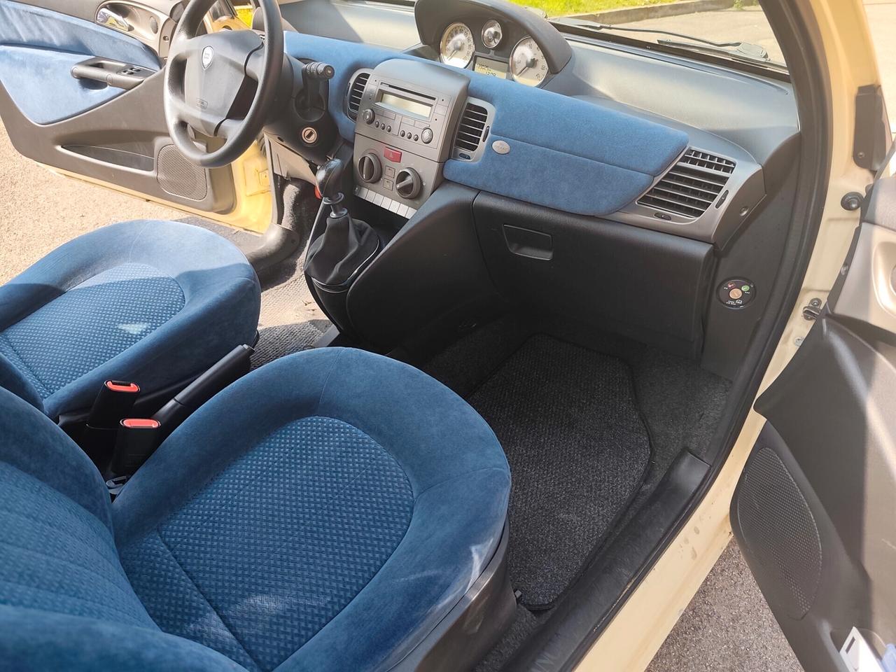 Lancia Ypsilon 1.2 Benz neopatentati