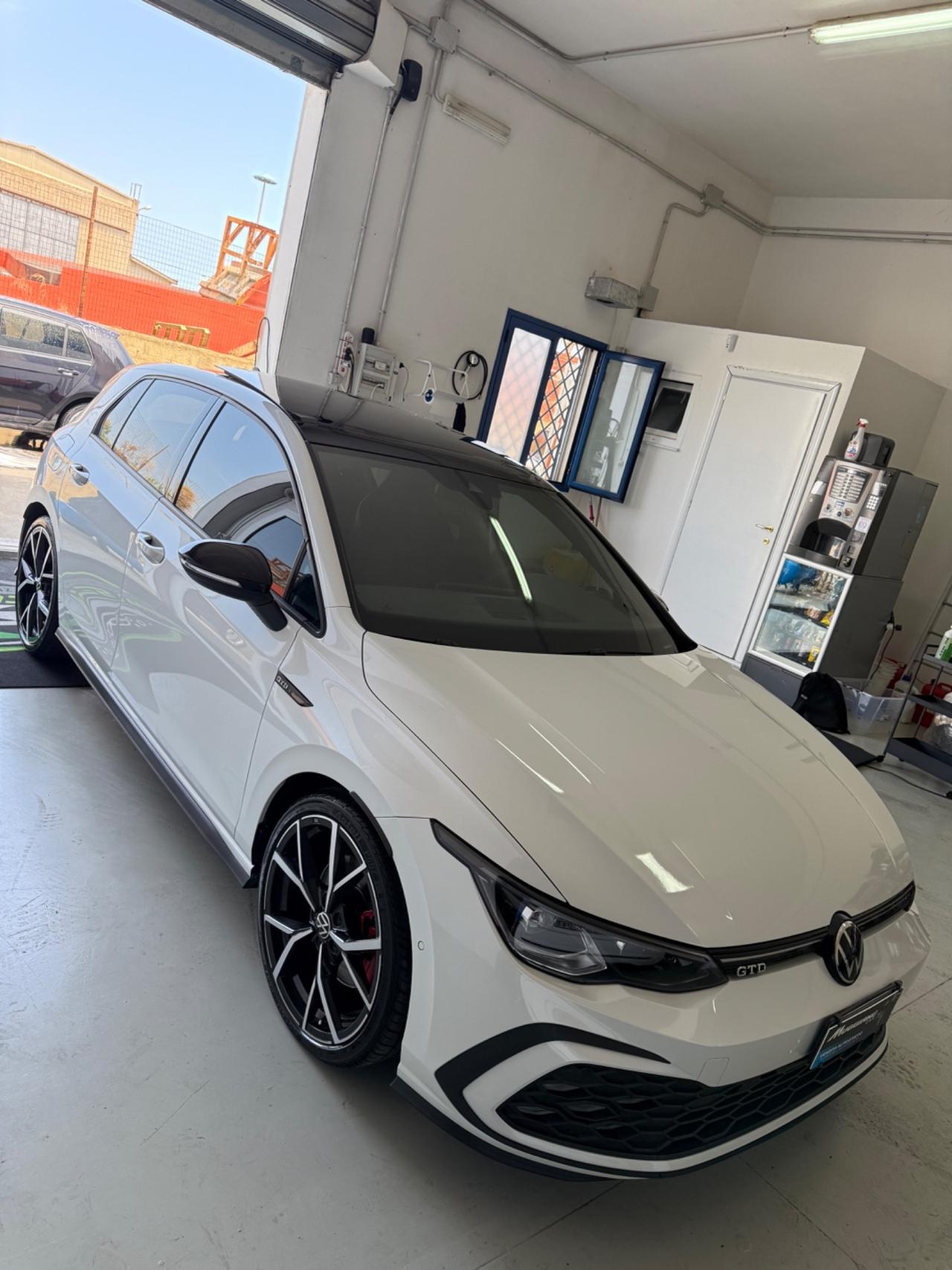 Volkswagen Golf 2.0 TDI GTD DSG