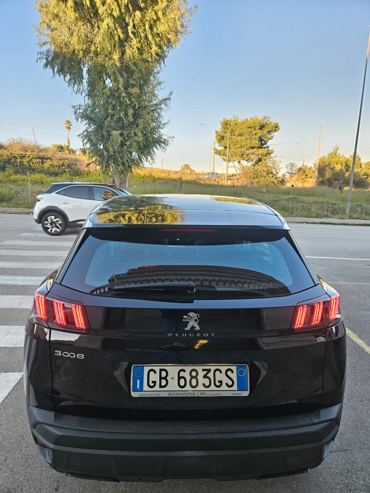 Peugeot 3008 BlueHDi 130 S&S Active Pack