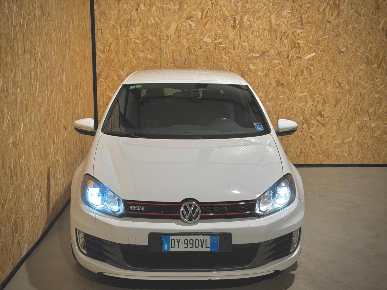 Volkswagen Golf 6 GTI 2.0 TSI - 2 PROPRIETARI