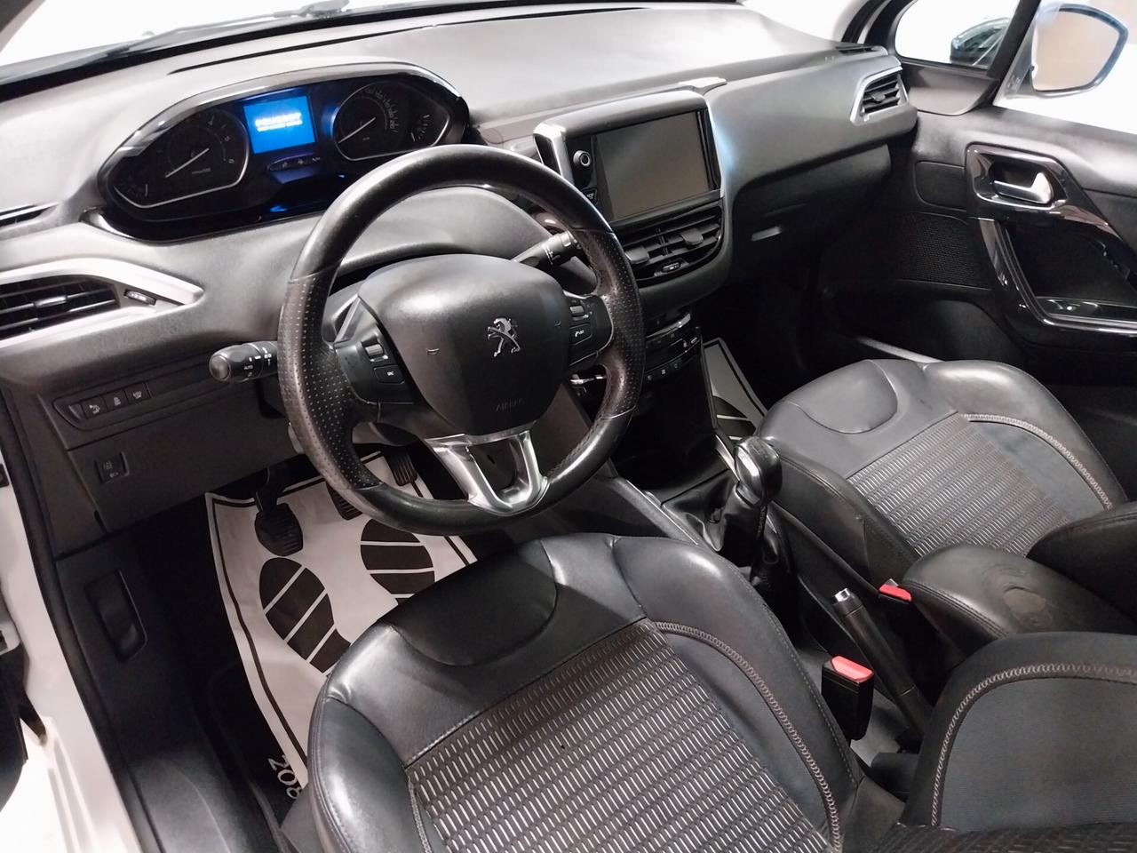 Peugeot 208 1.6 e-HDi 92 CV 3 porte Allure - ok neopatentati