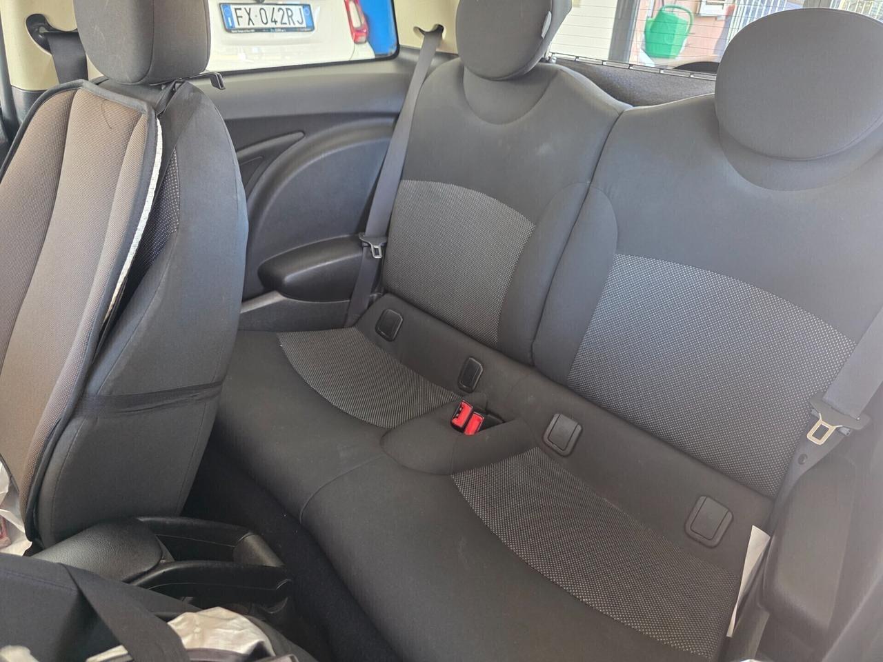 Mini 2.0 112cv Cooper D Autom 108000km FINANZ