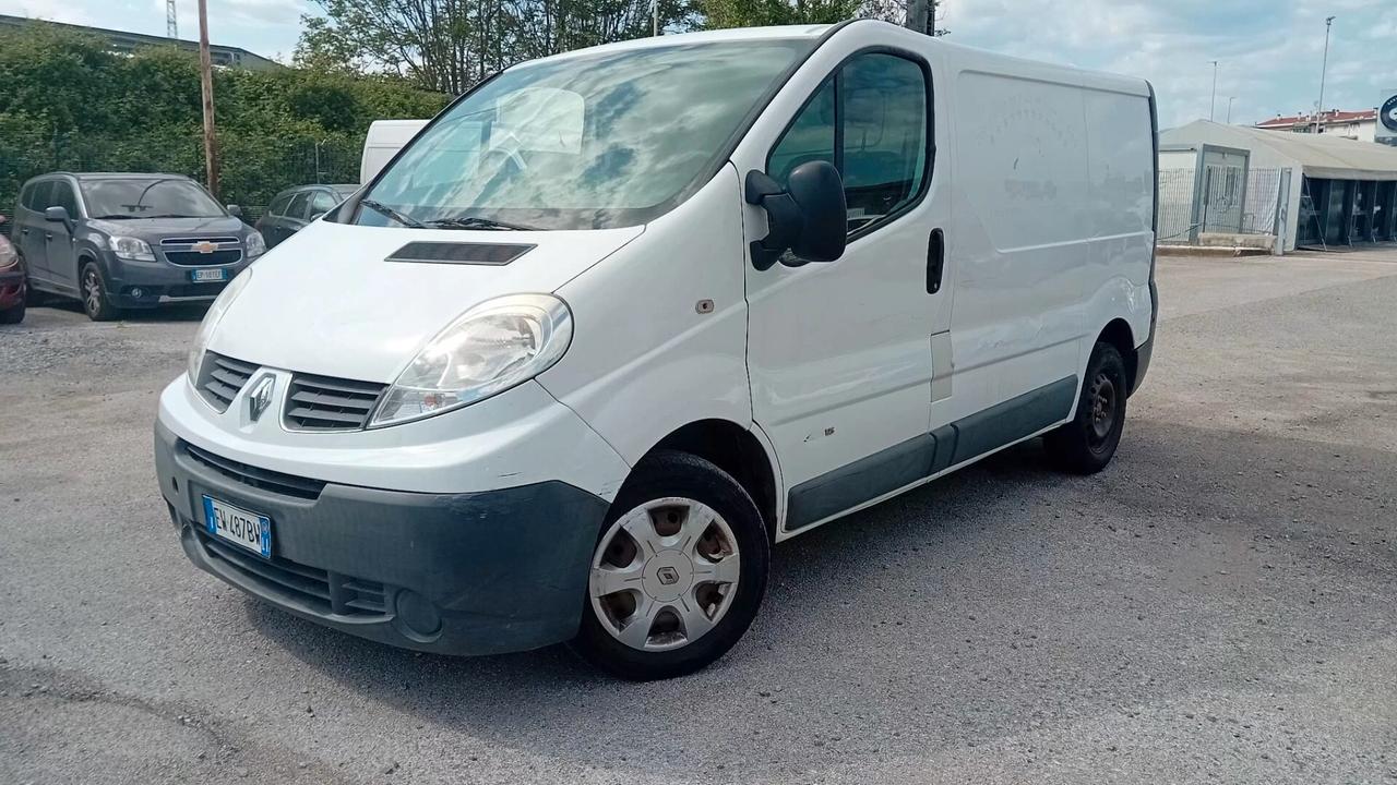 Renault Trafic T27 2.0 dCi/115 PC-TN Furgone DPF