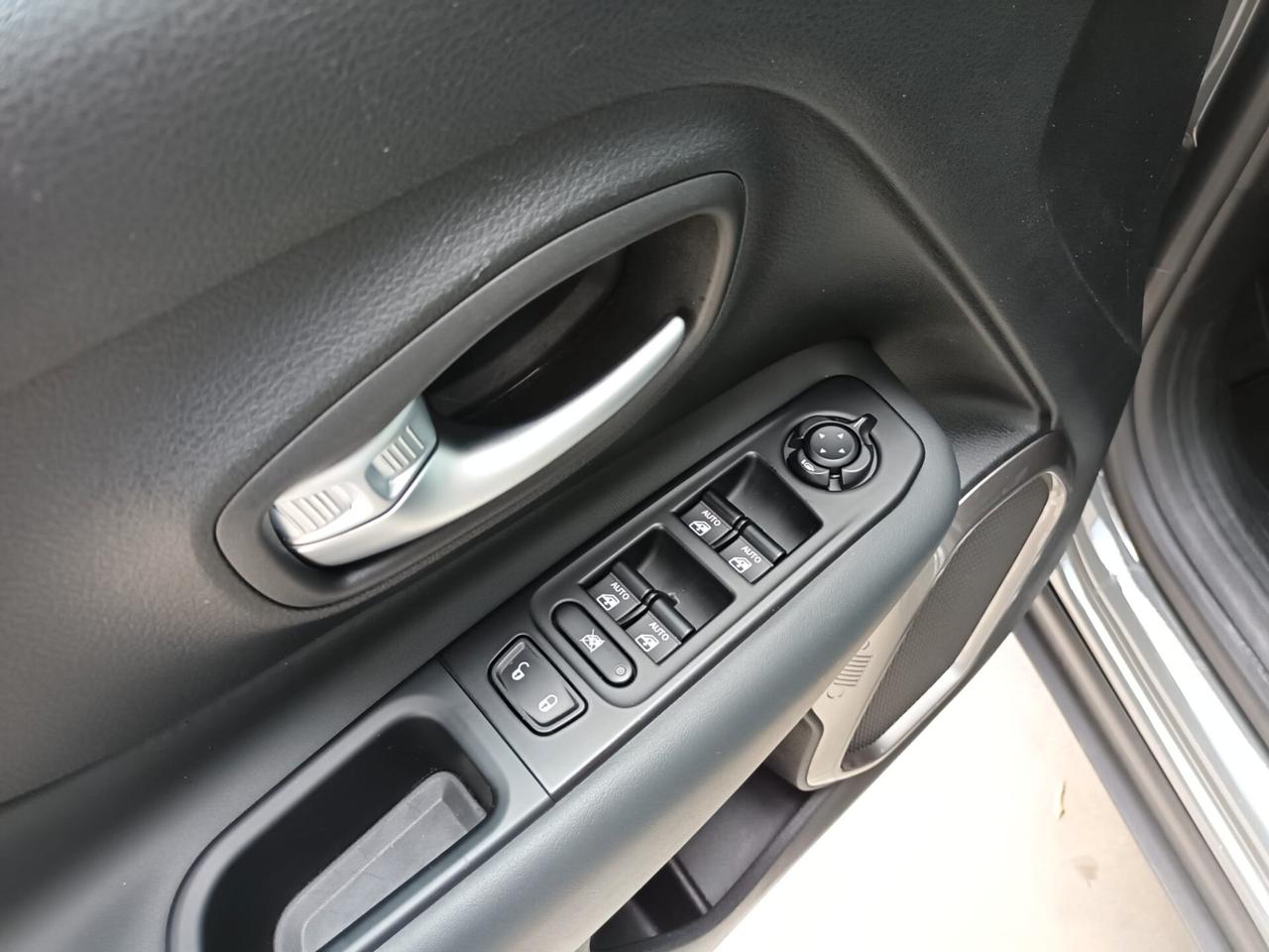 Jeep Renegade 1.6 Limited 2WD Multijet 130 CV