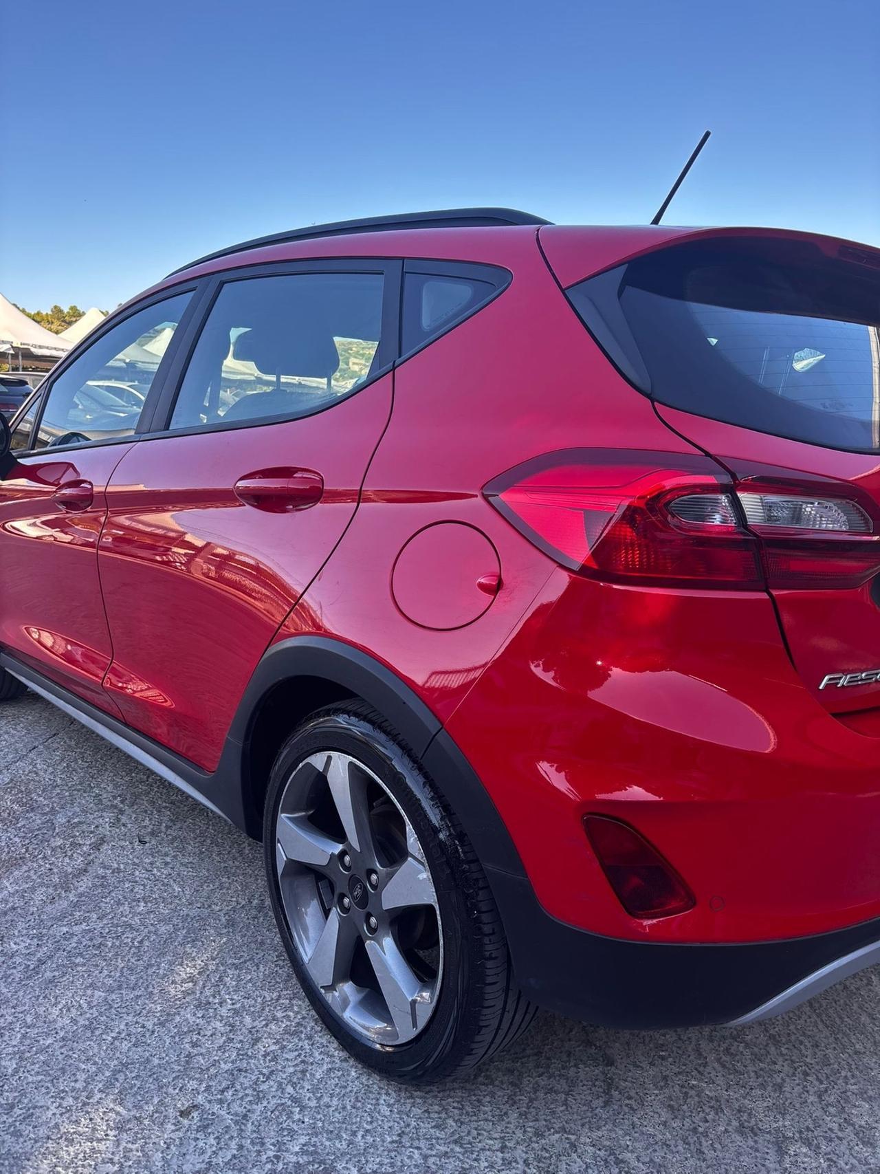Ford Fiesta 1.0 EcoBoost 100CV 5 porte Titanium