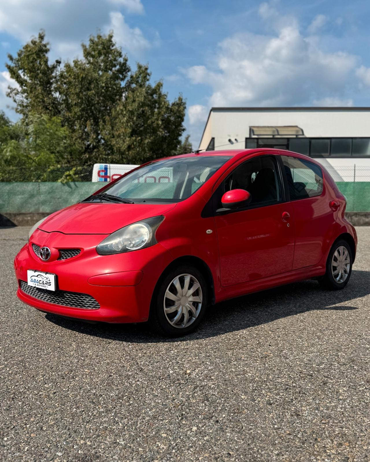 Toyota Aygo 1.0 50kW Benz 5porte *85.000 km*