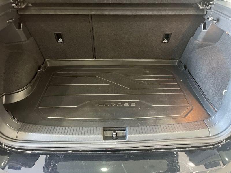 Volkswagen T-Cross T-Cross 1.0 tsi R-line 95cv