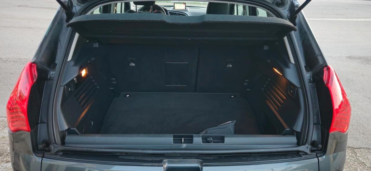 Peugeot 3008 2.0 HDi 150CV Tecno