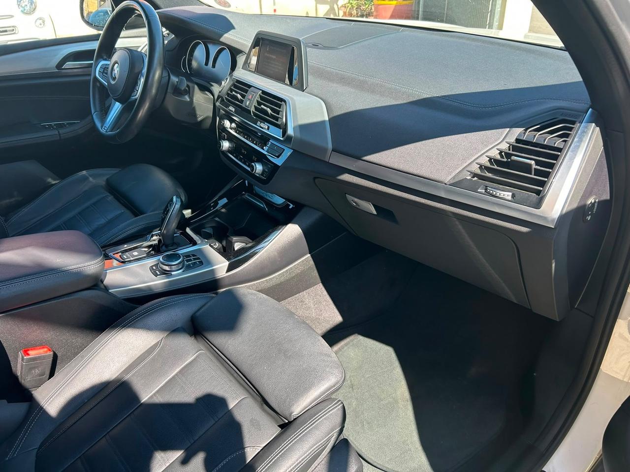 Bmw X3 sDrive18d Business Advantage Aut.