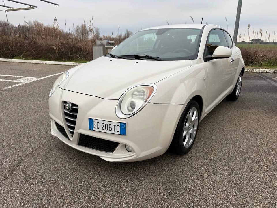 Alfa Romeo MiTo 1.3 JTDm-2 95 CV S&S Distinctive