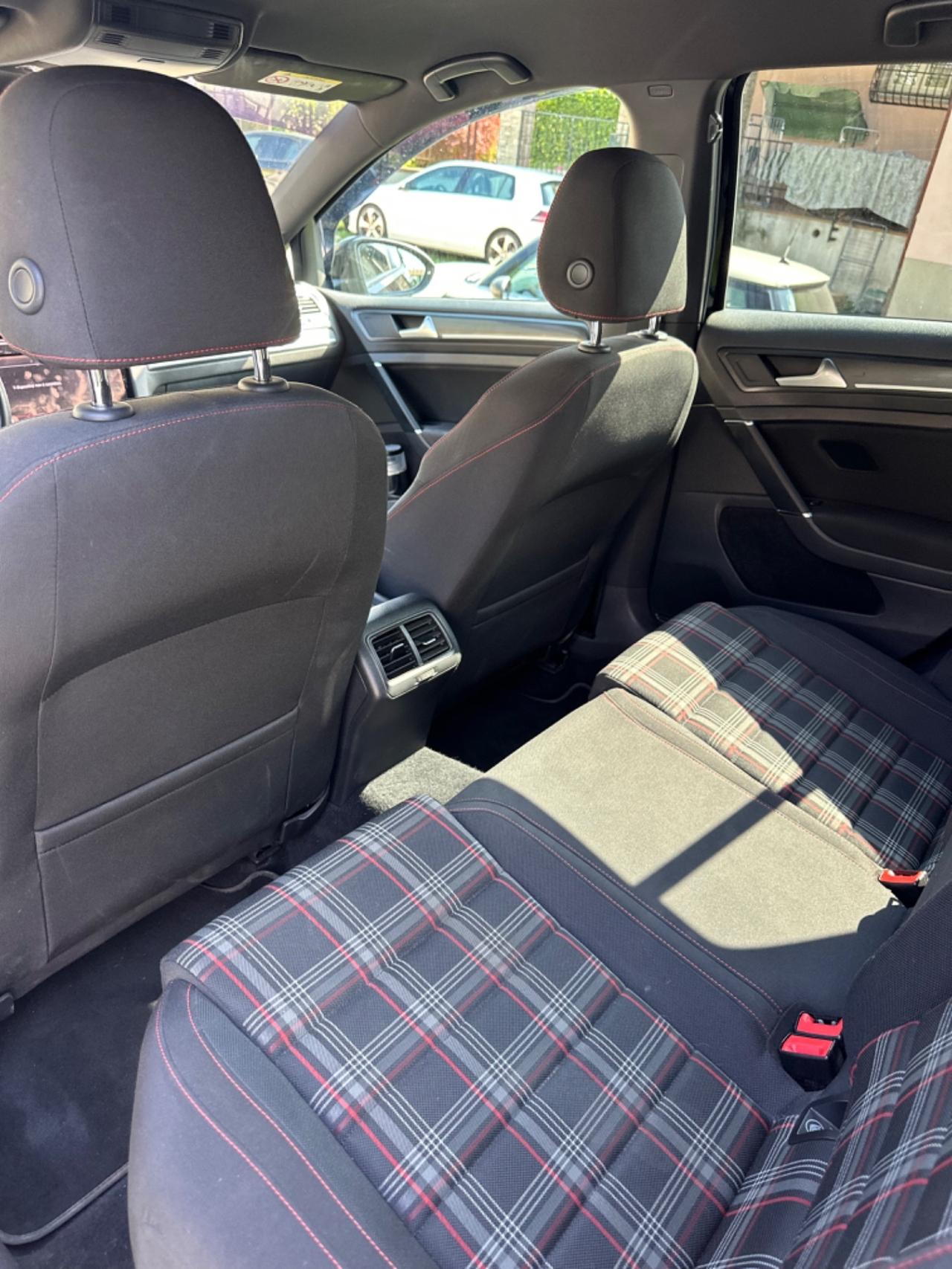 Volkswagen GOLF GTI PERFORMANCE 2.0 245 CV TSI 5P