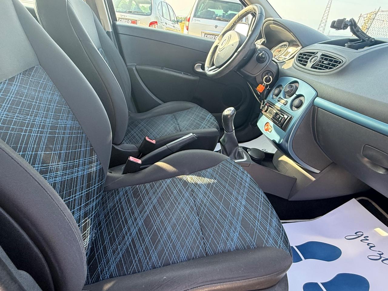 Renault Clio 1.2 16V 5 porte Le Iene