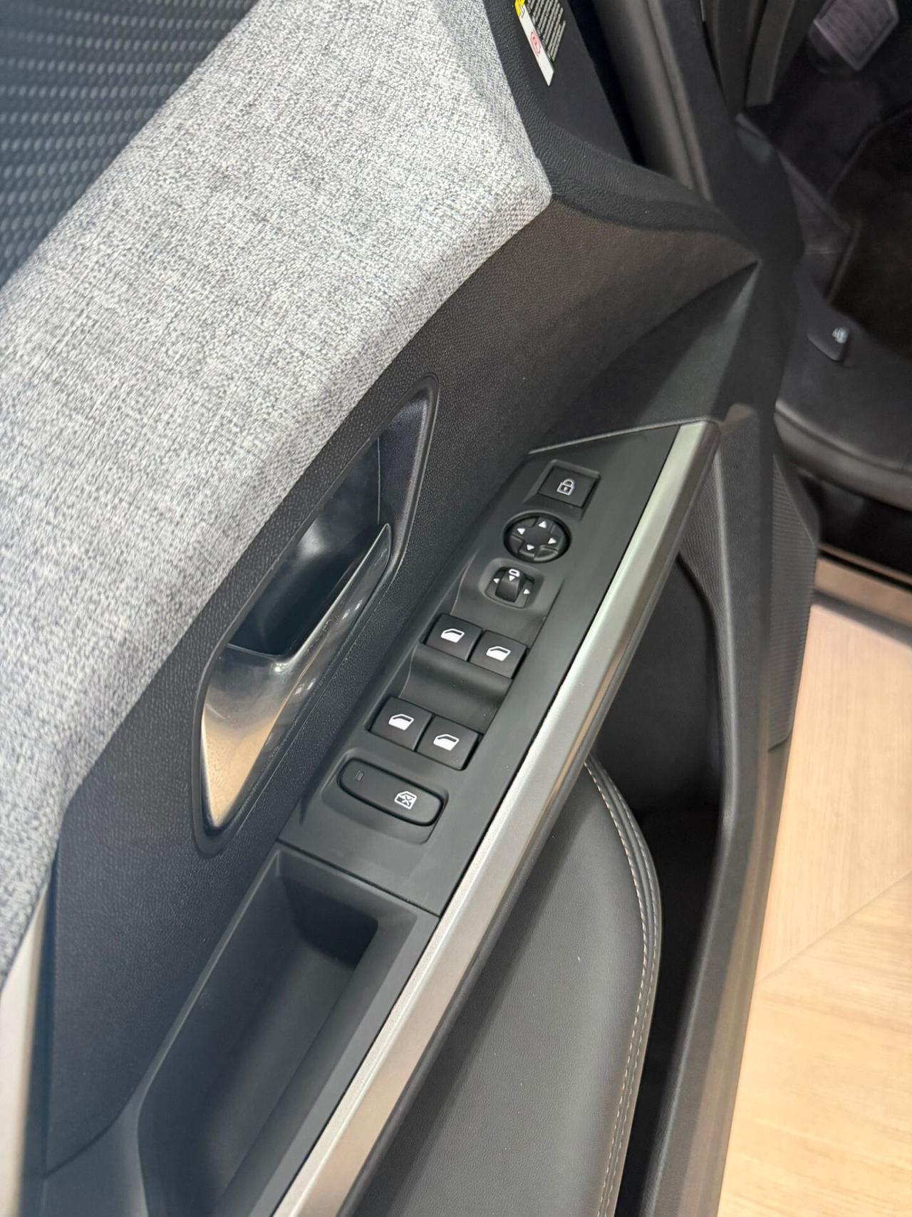 Peugeot 3008 Hybrid 136 e-DCS6 Allure
