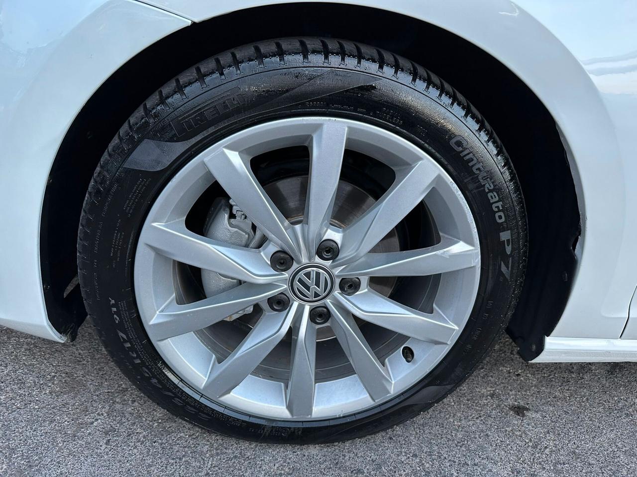 Volkswagen Golf 2.0 TDI 5p. Highline BlueMotion Technology