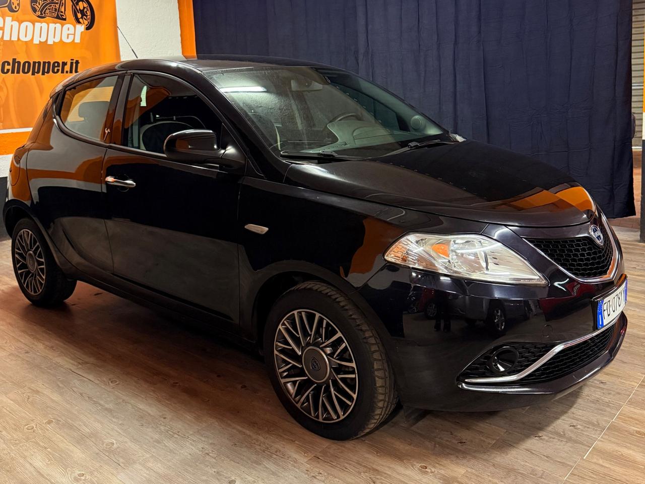 BELLISSIMA LANCIA YPSILON MTJ VERSIONE GOLD CON SOLI 50.908 KM