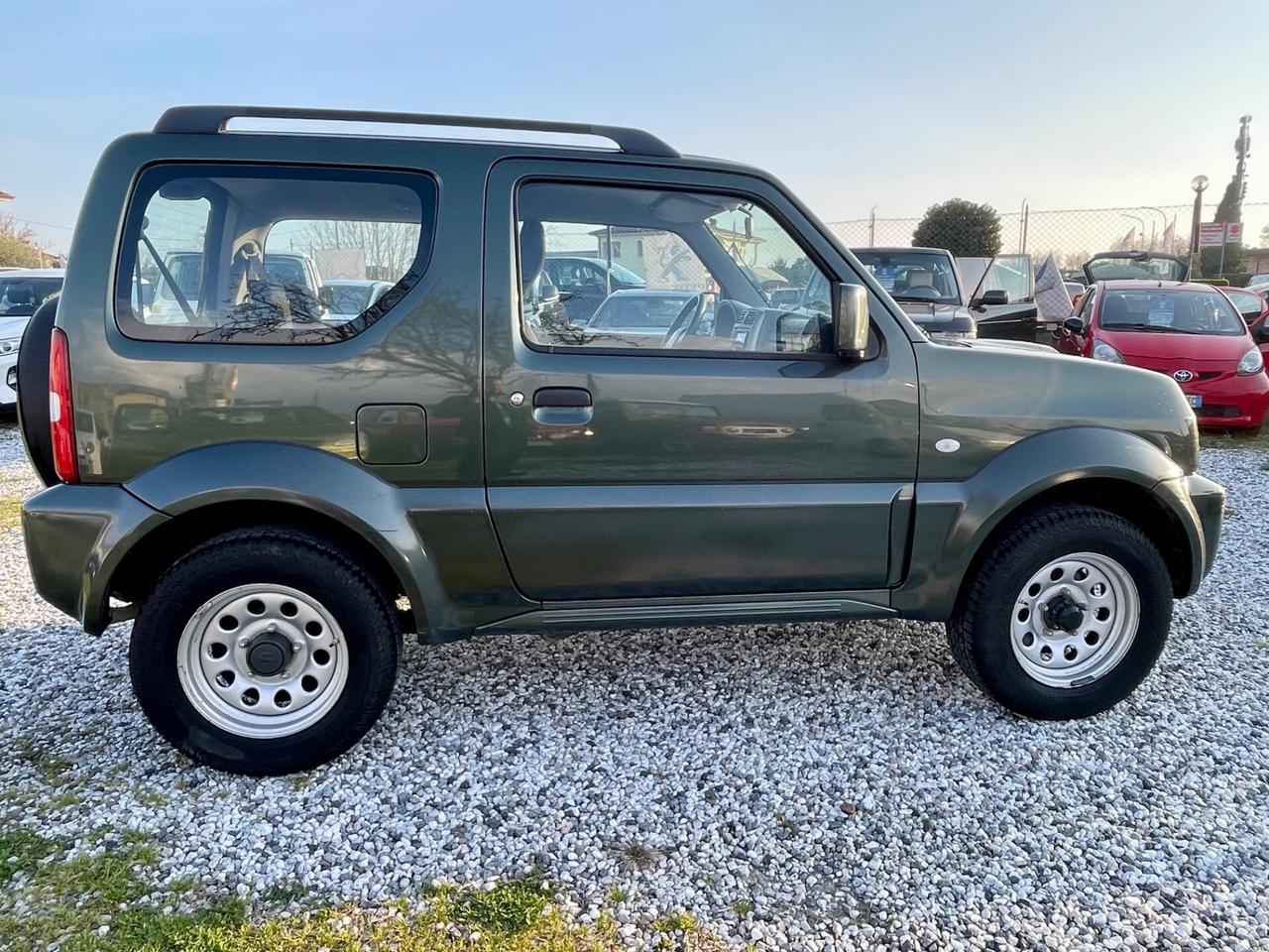 Suzuki Jimny 1.3 4WD Evolution Plus