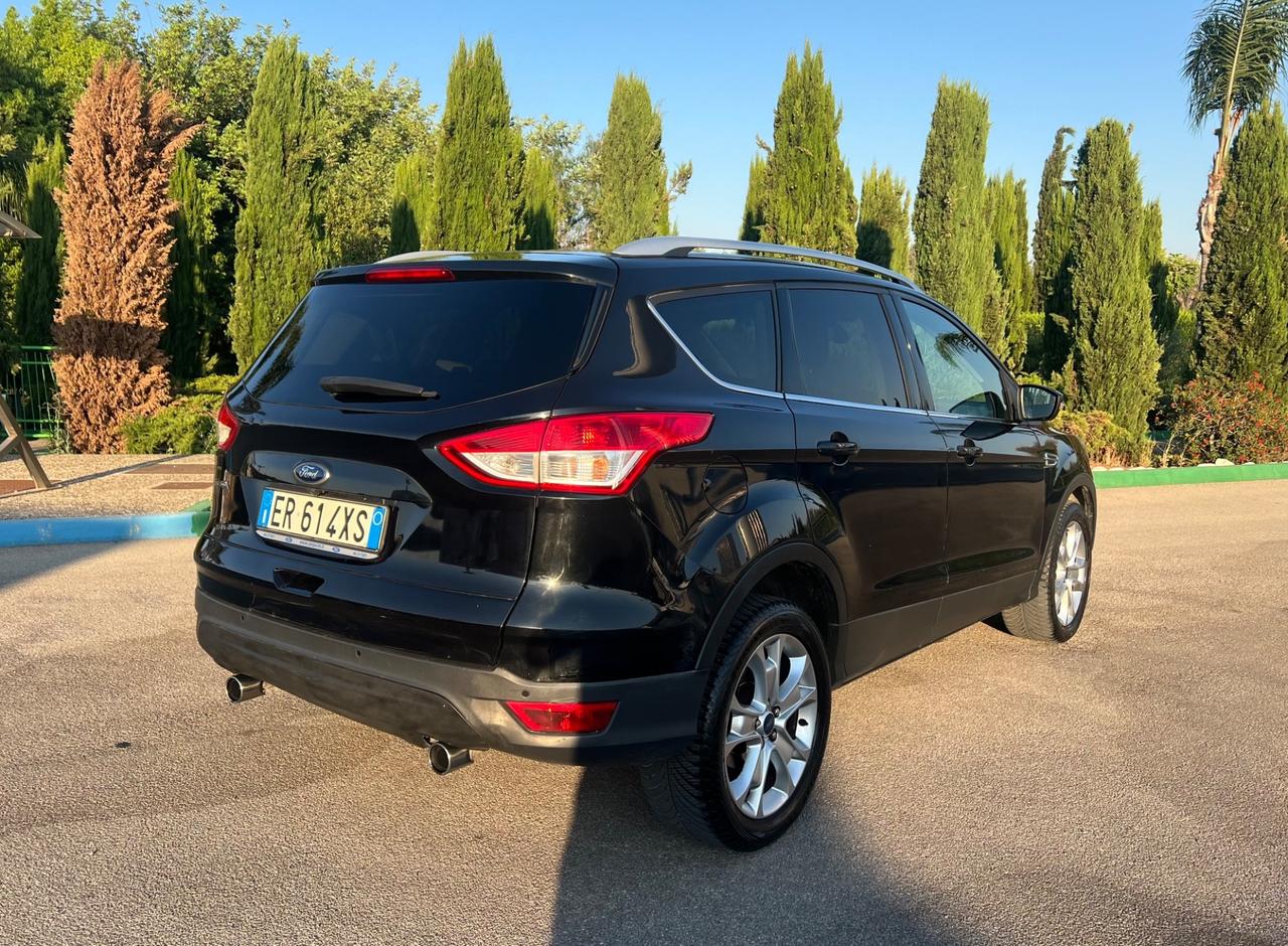 Ford Kuga 2.0 TDCI 140 CV 4WD Titanium