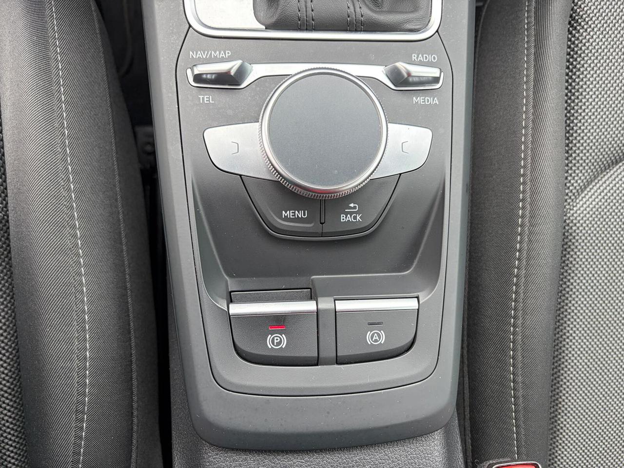 Audi Q2 2.0 TDI 116CV 30 S tronic Admired Advanced