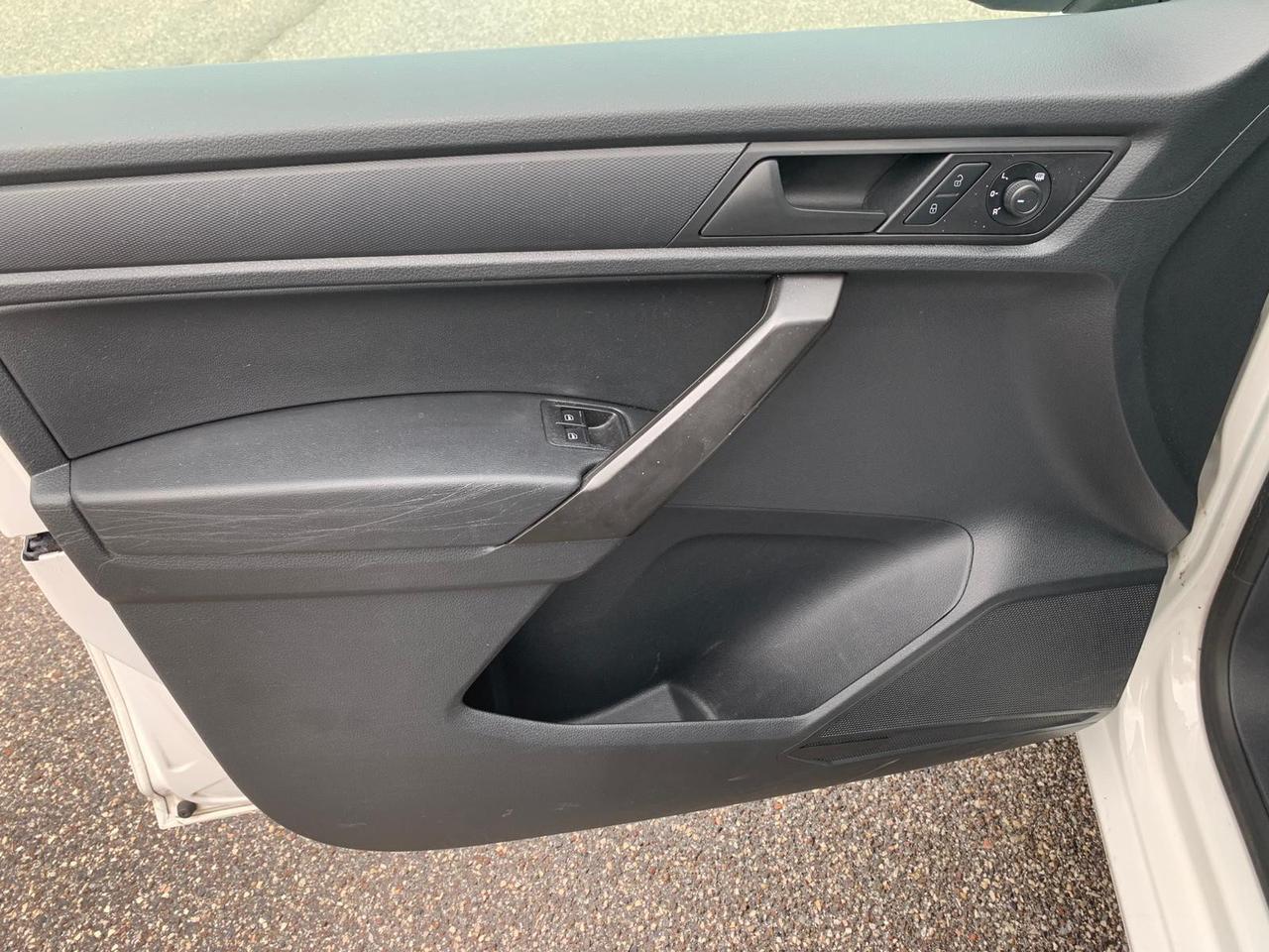 2.0 tdi102cv 5 POSTI AUTOCARRO IVA COMPRESA