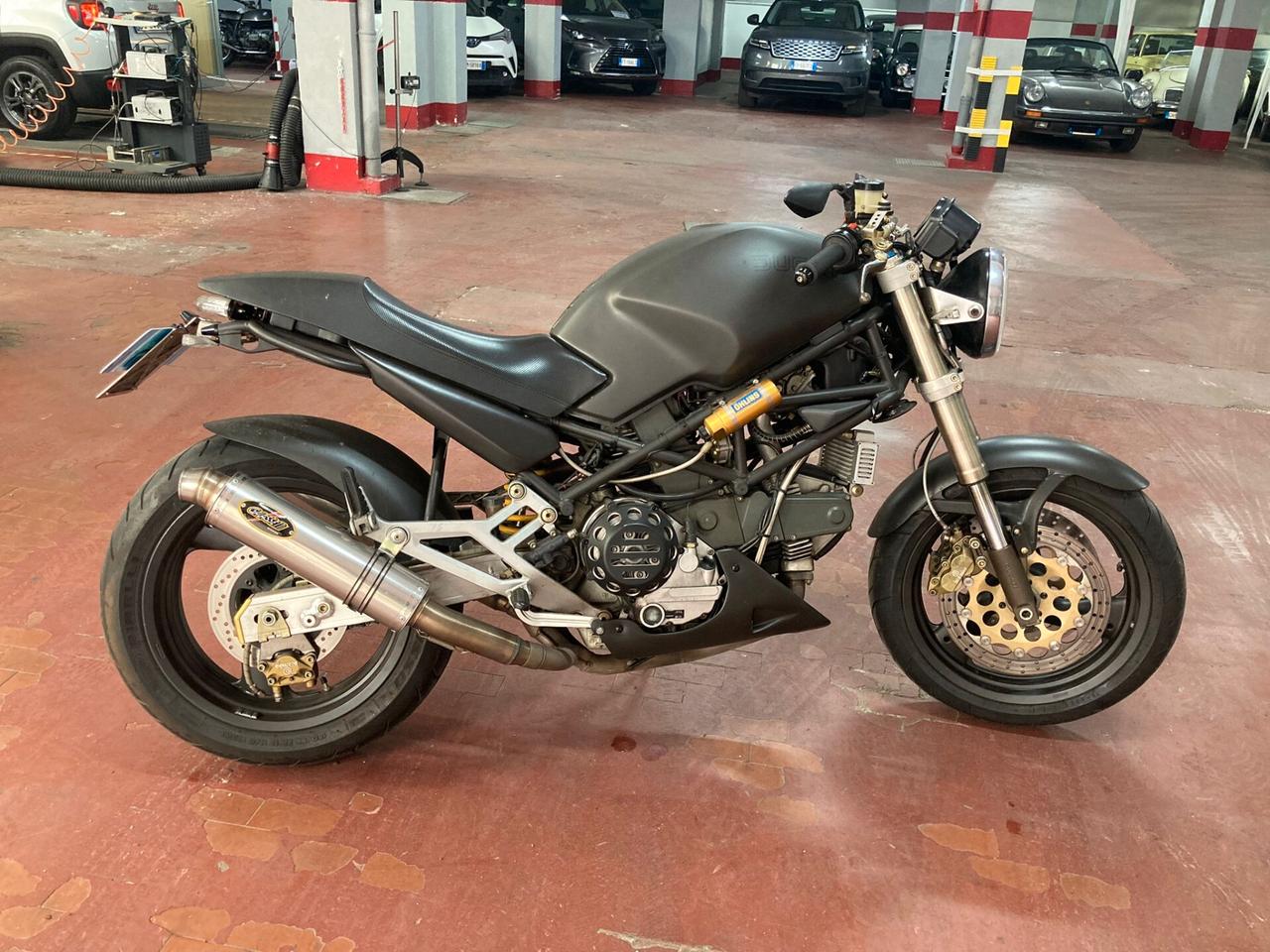 Ducati Monster 900