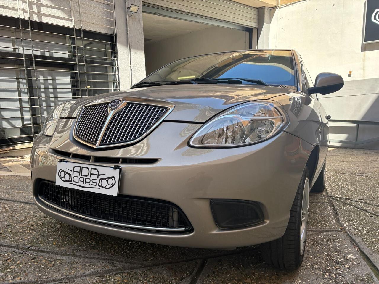 Lancia Ypsilon 1.2 - 19.000 KM ORIGINALI