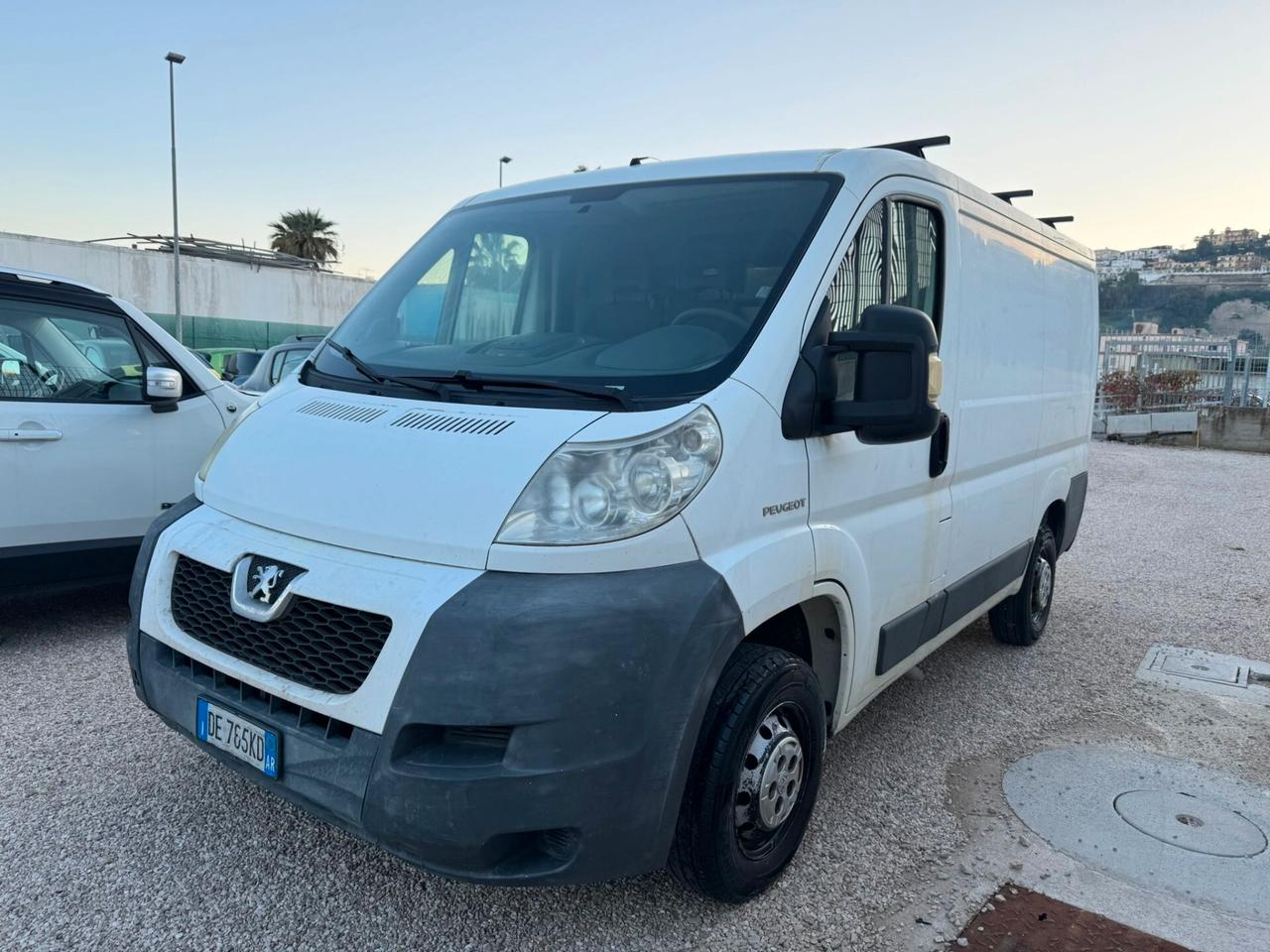 Peugeot Boxer 2200diesel AUTOCARRO