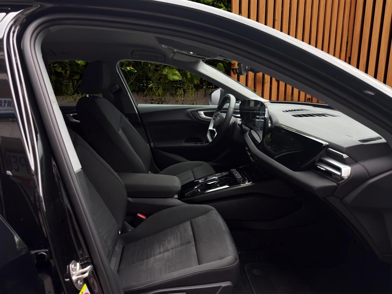 Audi A5 Avant TDI 150 kW mHEV+ S tronic Business Advanced