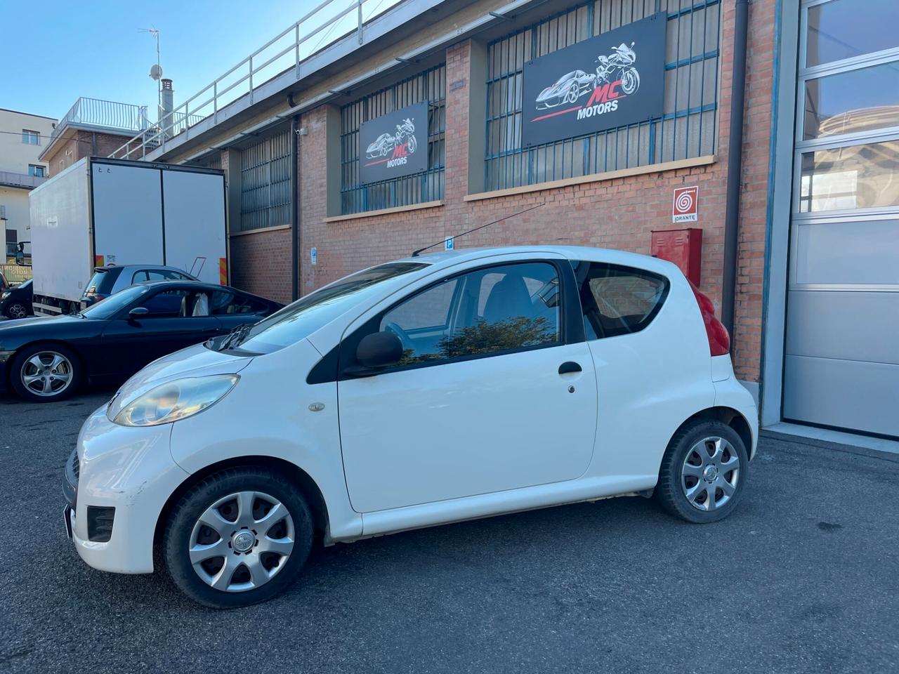 PEUGEOT 107 1.0 BENZINA-SOLO 49.000 KM -UNICO PROPRIETARIO