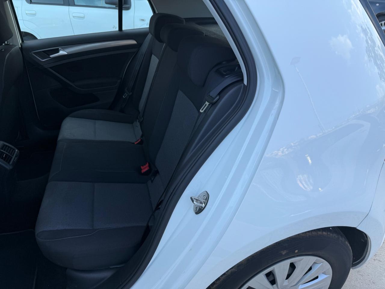 Volkswagen Golf 1.6 TDI Trendline BlueMotion Technology