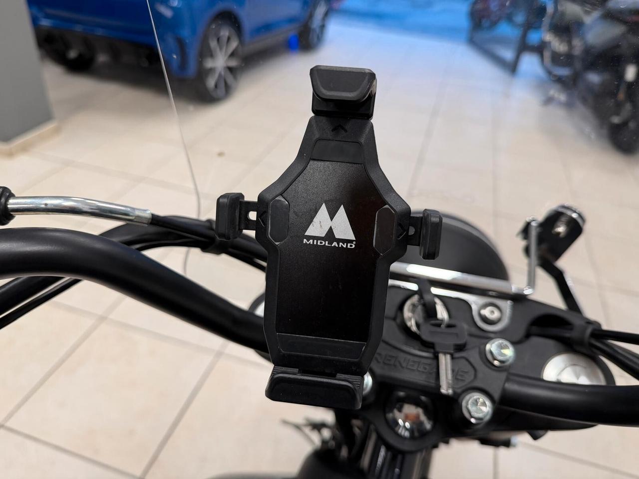 Um Renegade Commando 300 TOTAL BLACK