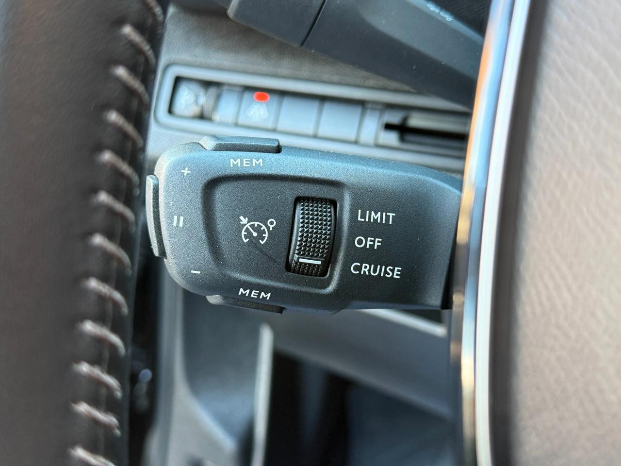 Peugeot 3008 BlueHDi 130 LED NAVI CAMERA - 2021