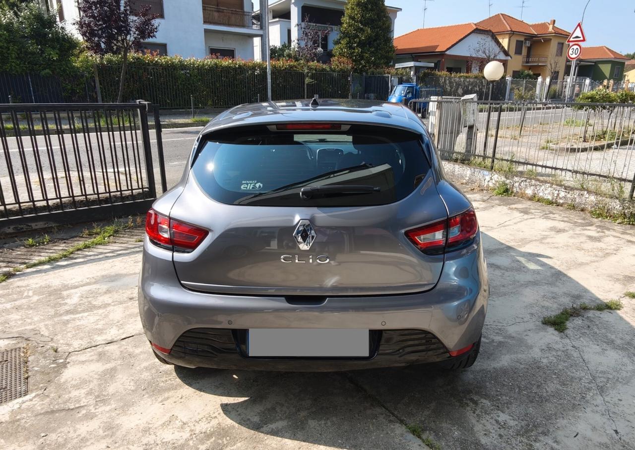 Renault Clio 1.2 75CV GPL 5 porte Costume National