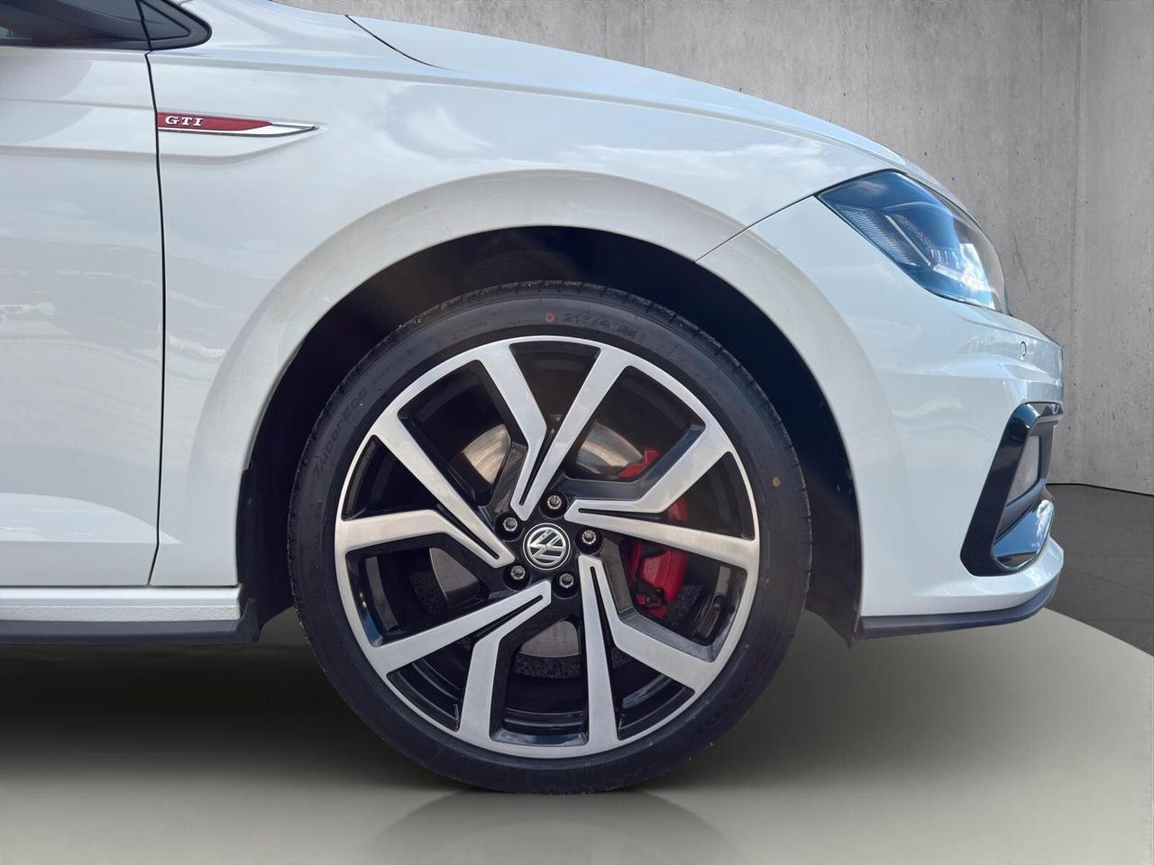 Volkswagen Polo 2.0 TSI DSG GTI BlueMotion Technology