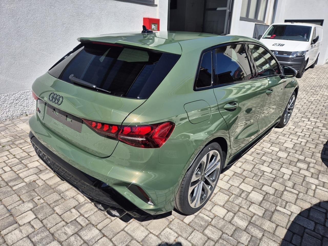 Audi S3 Sportback 2.0 tfsi quattro s-tronic 333CV