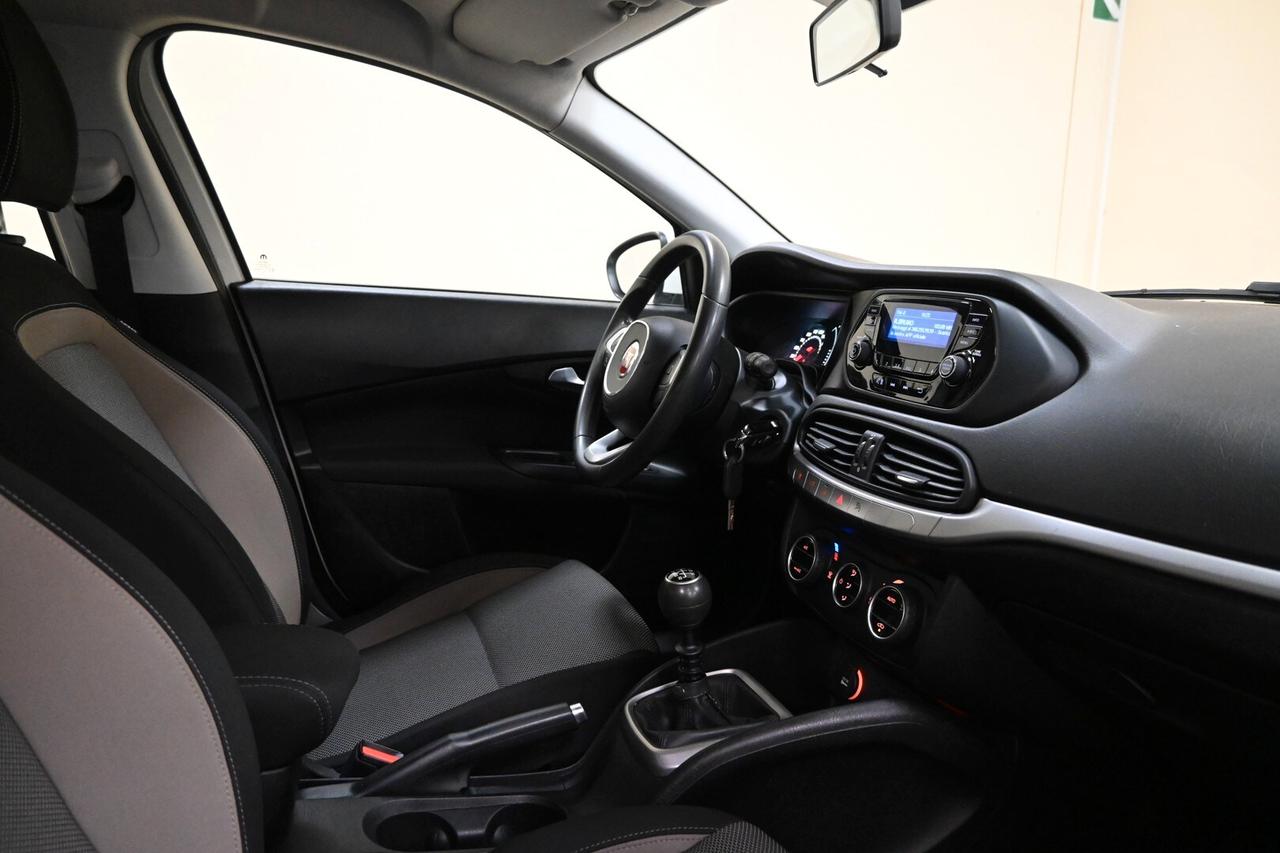 FIAT Tipo (2015-->) Tipo 1.4 4 porte Opening Ed...